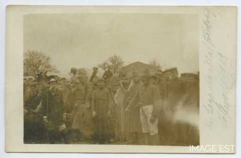 Civils et soldats allemands (Bayonville-sur-Mad)